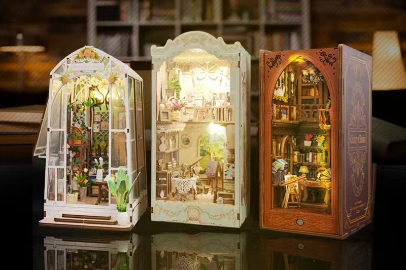Book Nook Kit