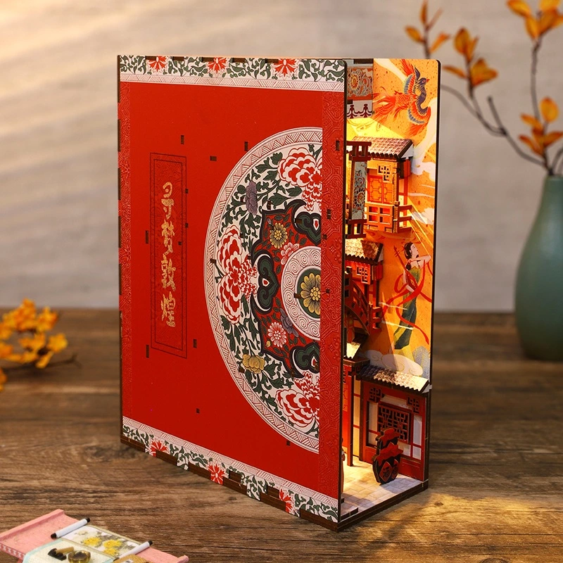 detective book nook kit